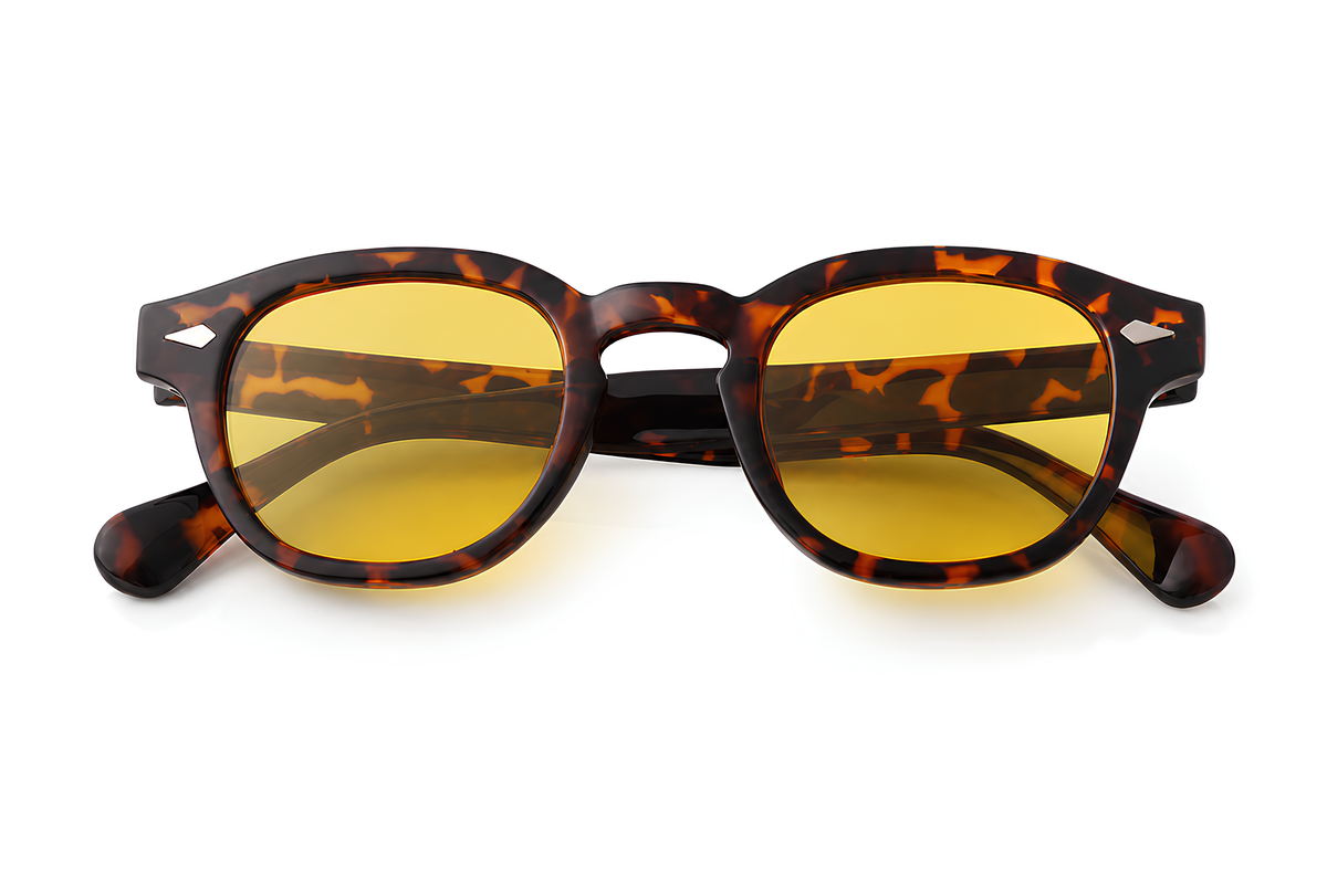 Lunettes de soleil Golden Hour Sunrise Ibiza, monture écaille ambrée et verres jaunes lumineux, collection Icon